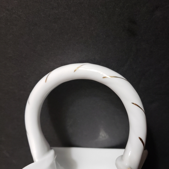 Vintage 2002 THE WORLD Of BEATRIX POTTER "Peter Rabbit & Benjamin Bunny" Basket - Picture 6 of 9